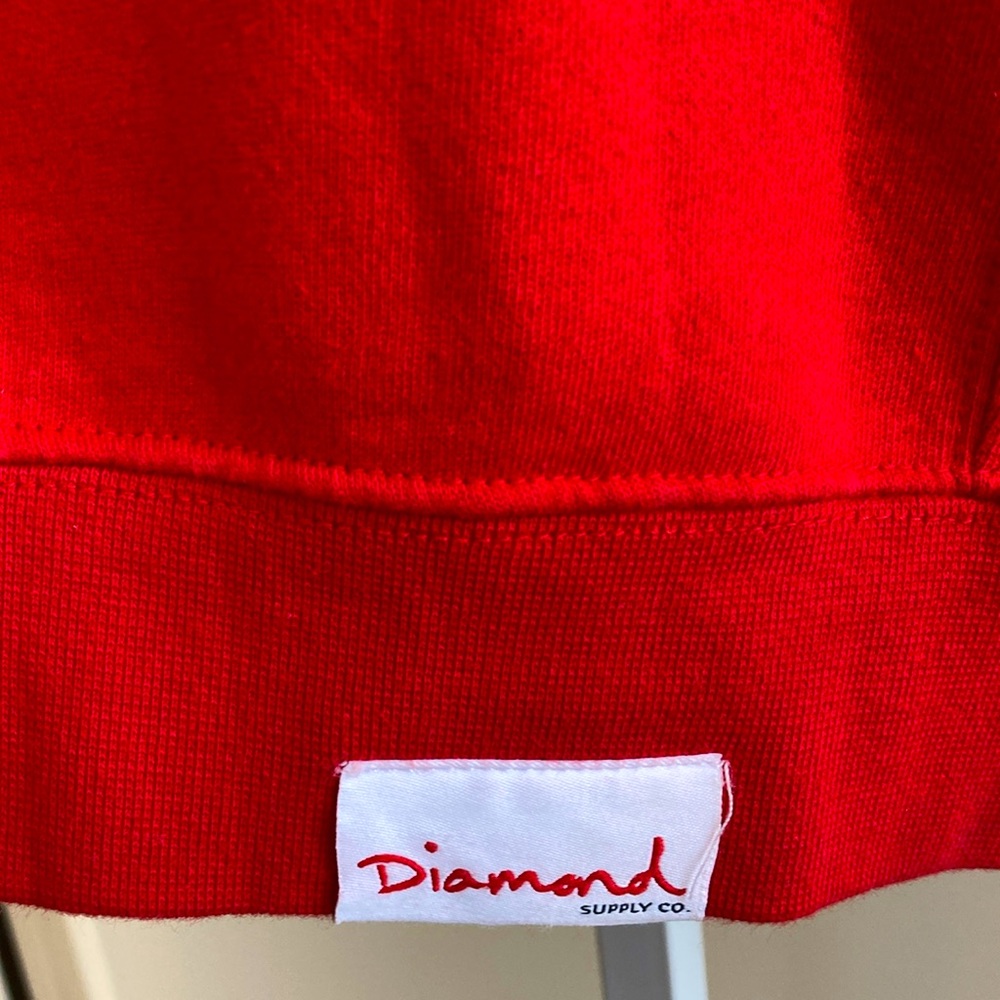 Diamond Supply Co. Red Pin Up Girl Graphic Fleece Long Sleeve Sweatshirt Small - Picture 3 of 5